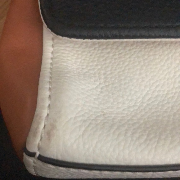 Kate Spade Crossbody Leather Purse - Picture 6 of 8